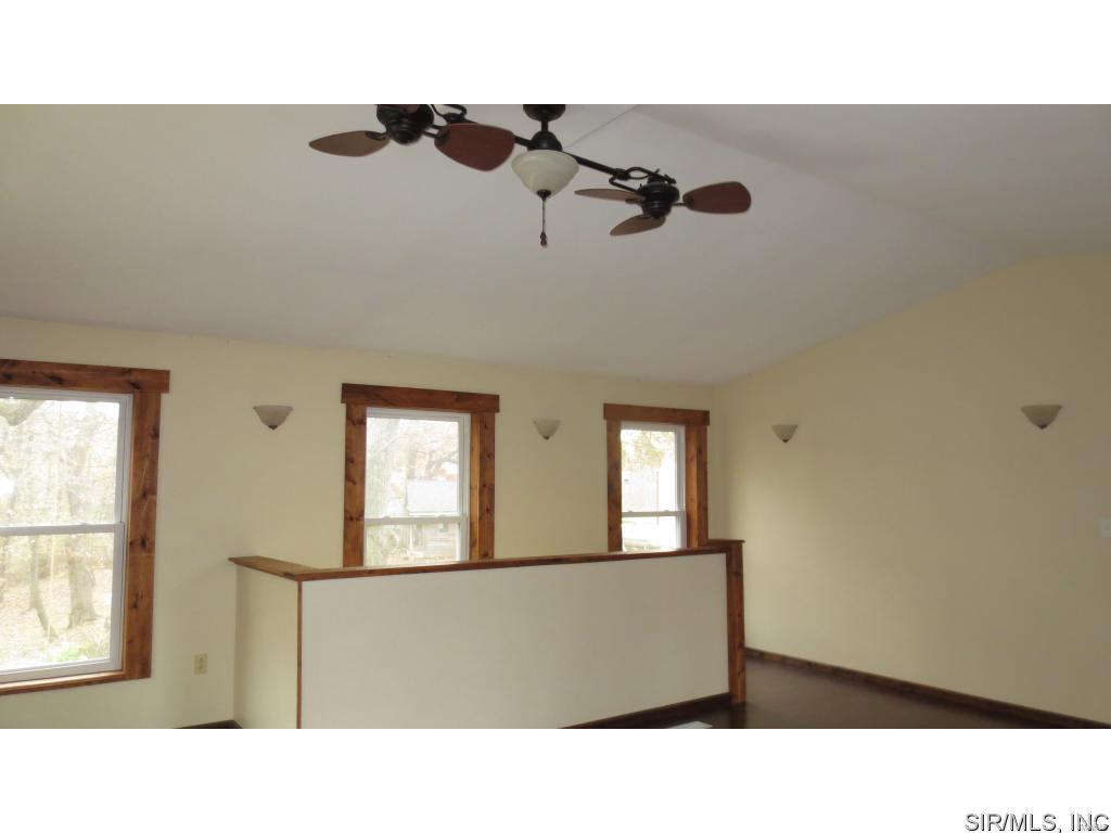 13270 Marys Creek Road Sparta, IL 62286 - Photo 19 of 34 Gallery Image 19