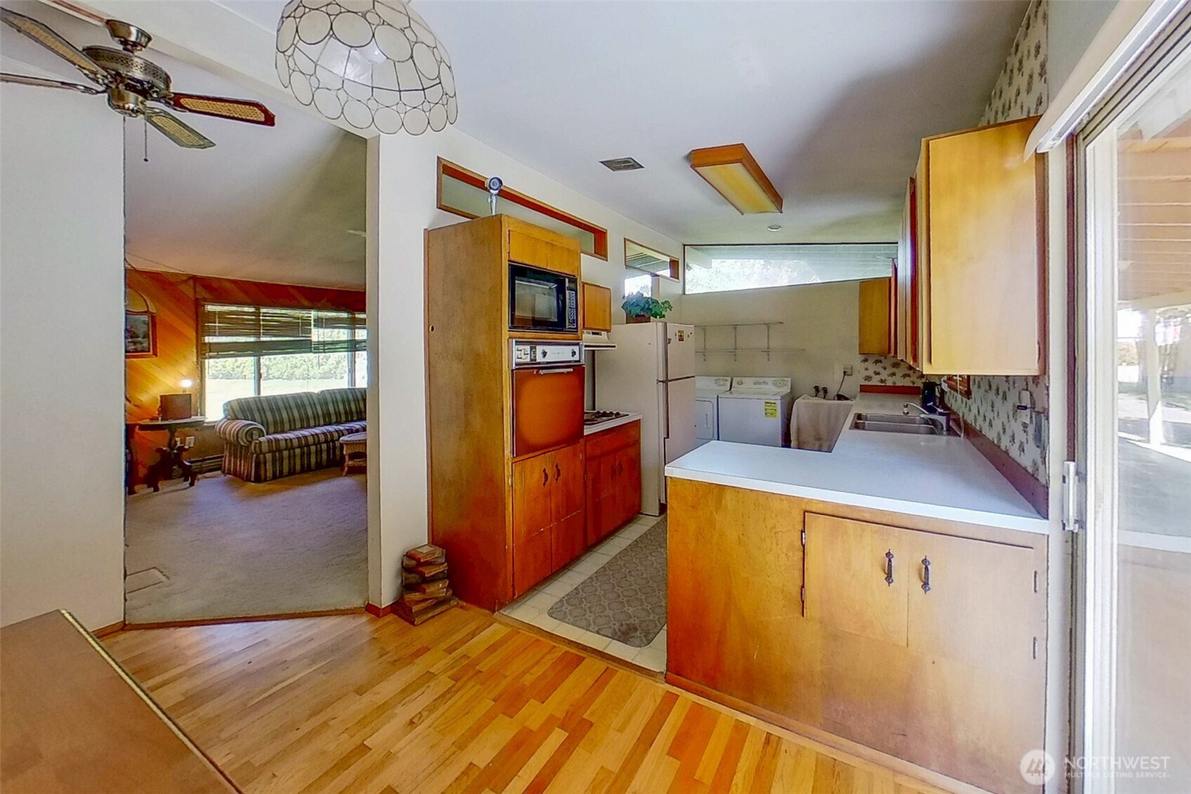 16055 Southeast 135th Street Renton, WA 98059 - Photo 12 of 30