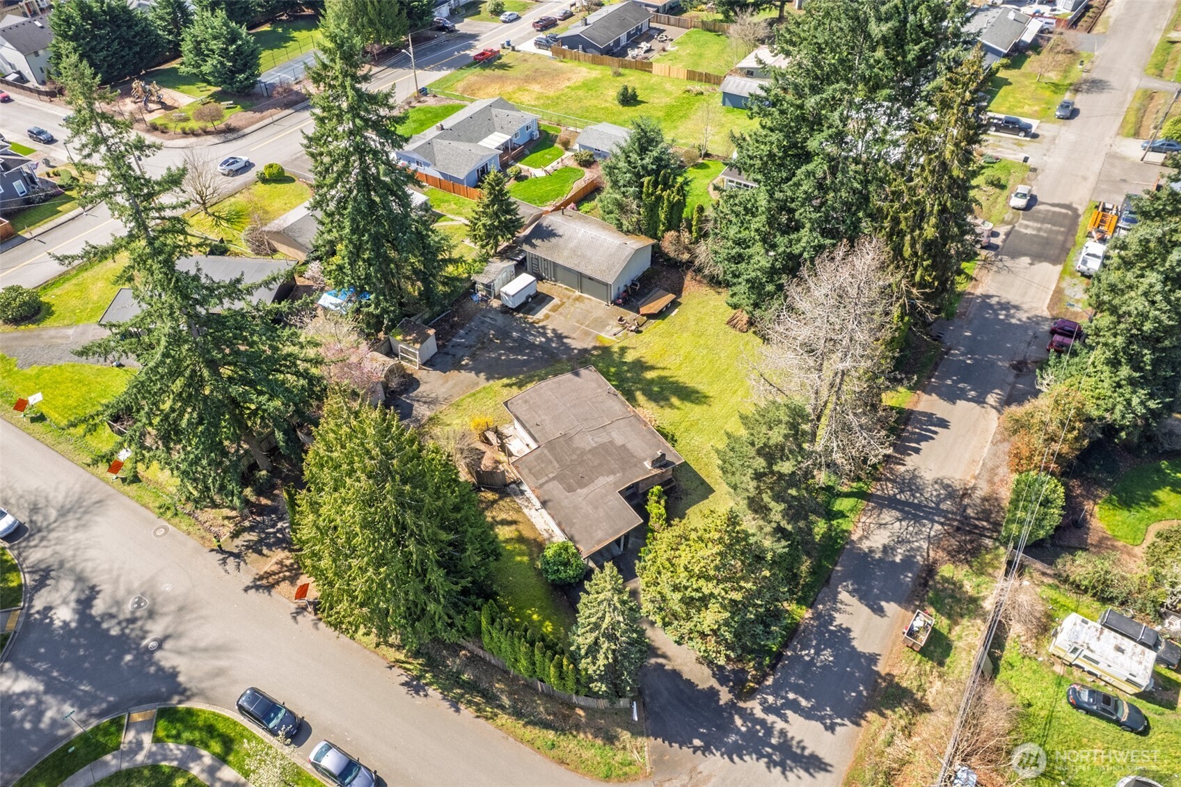 16055 Southeast 135th Street Renton, WA 98059 - Photo 3 of 30