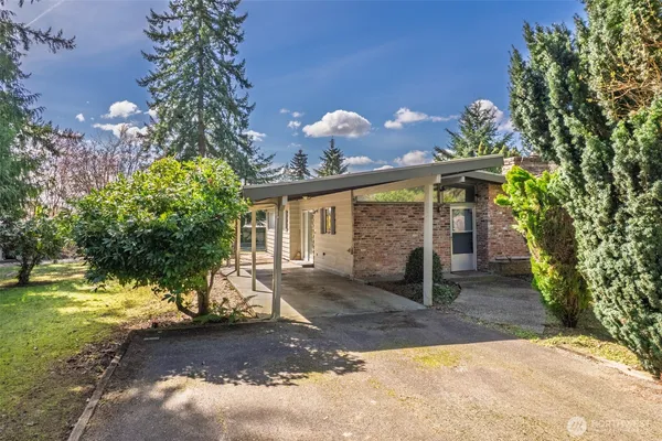 $849,000 | 16055 Southeast 135th Street, Renton, WA 98059