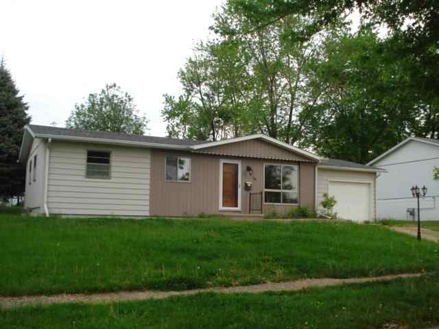 311 Hamilton Road Marquette Heights, IL 61554 - Photo 1 of 9 Gallery Image 1