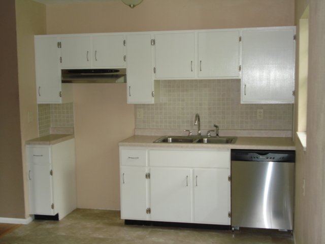 311 Hamilton Road Marquette Heights, IL 61554 - Photo 2 of 9 Gallery Image 2