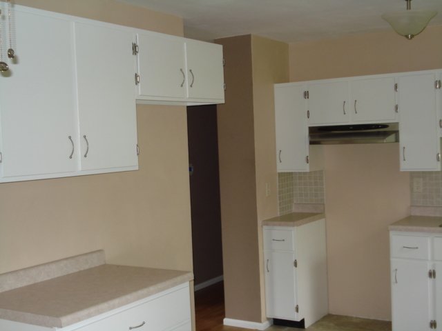 311 Hamilton Road Marquette Heights, IL 61554 - Photo 3 of 9 Gallery Image 3