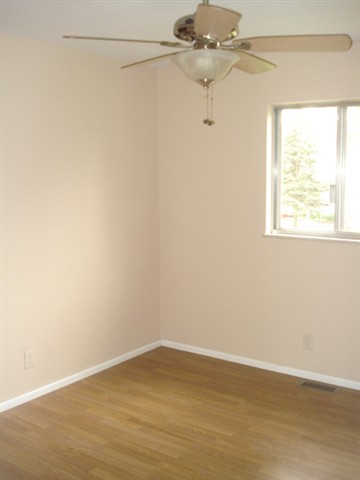 311 Hamilton Road Marquette Heights, IL 61554 - Photo 6 of 9 Gallery Image 6