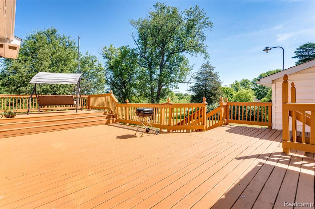 471 Wild Goose Lake Road Gregory, MI 48137 - Photo 6 of 50