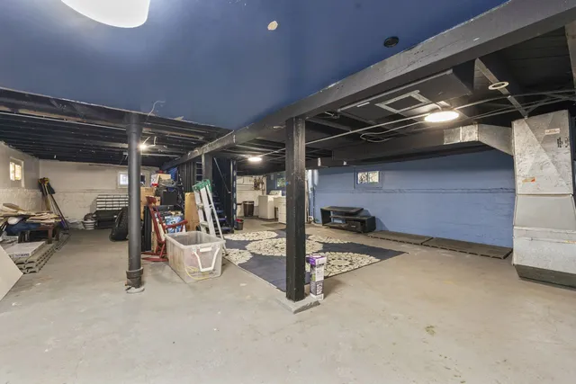 $210,000 | 819 North Ash Street, Waukegan, IL 60085