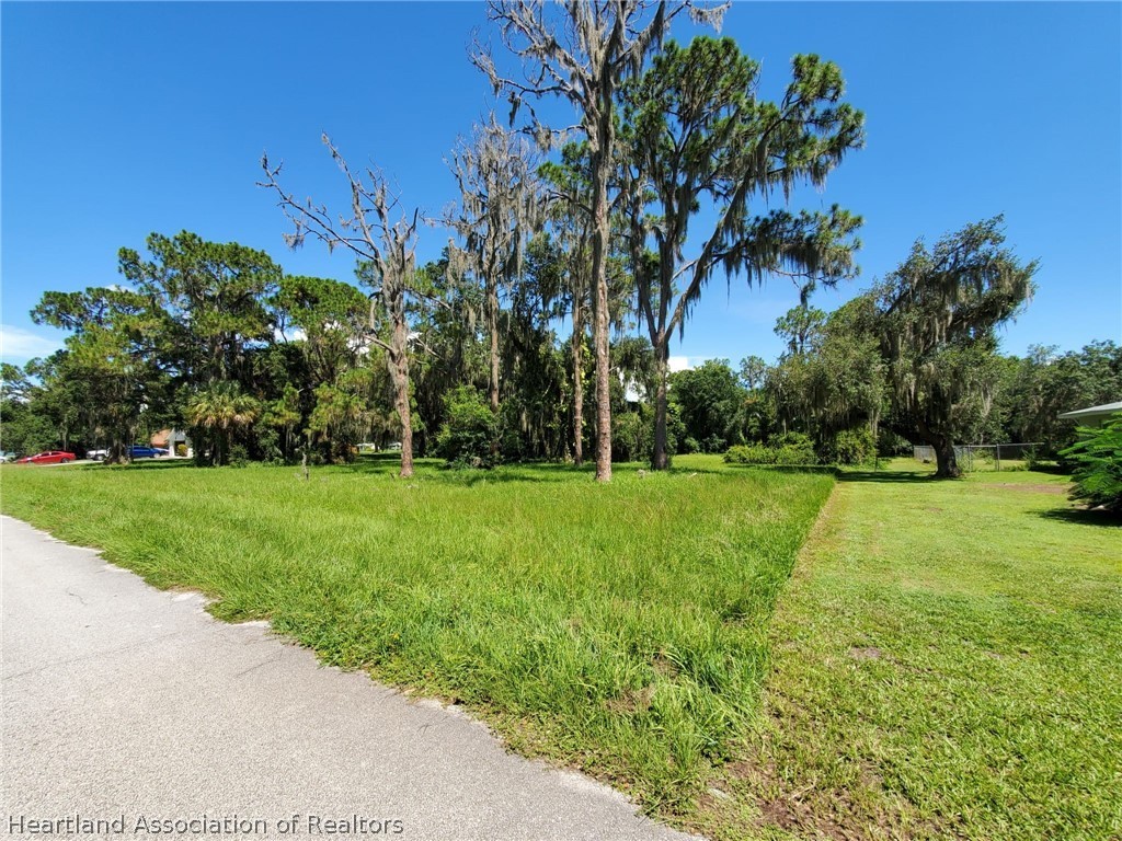 5912 Thunder Road Sebring, FL 33876 - Photo 2 of 17 Gallery Image 2