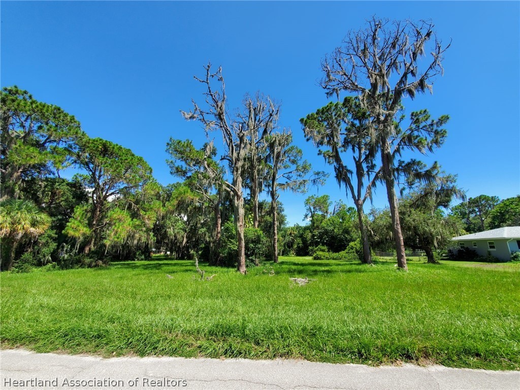 5912 Thunder Road Sebring, FL 33876 - Photo 3 of 17 Gallery Image 3