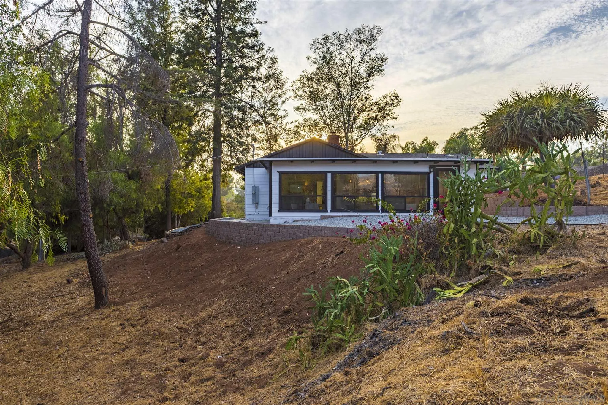 11130 Posthill Road Lakeside, CA 92040 - Photo 38 of 49 Gallery Image 38