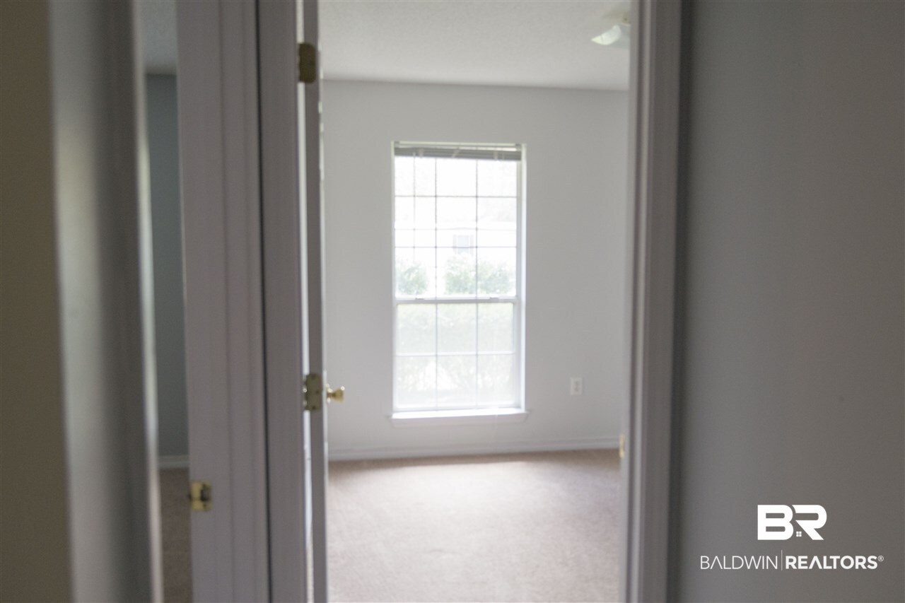 411 Hamilton Boulevard Foley, AL 36535 - Photo 18 of 34