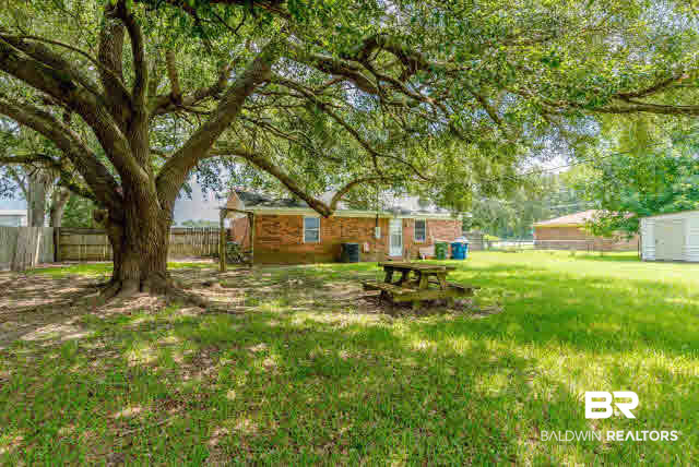 305 East Verbena Avenue Foley, AL 36535 - Photo 17 of 18 305 E Verbena Foley