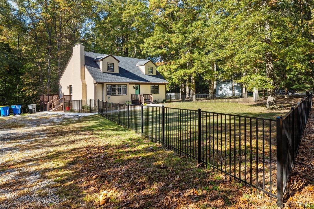607 Spring Valley Road Colonial Heights, VA 23834 - Photo 3 of 32 Gallery Image 3