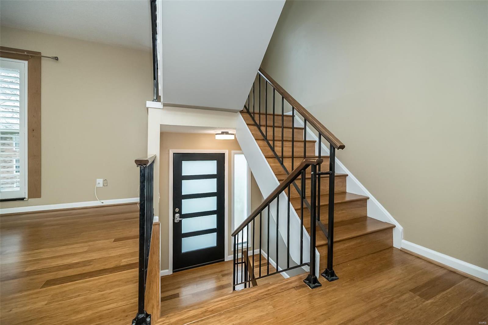 134 Carmel Woods Drive Ellisville, MO 63021 - Photo 3 of 17