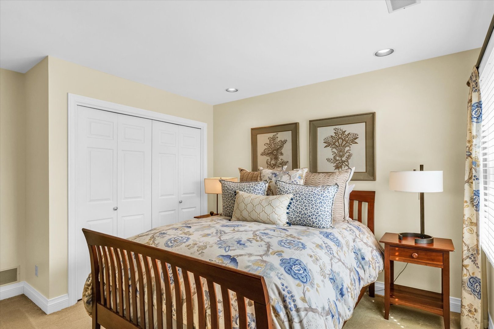 1714 Mayfair Road Champaign, IL 61821 - Photo 24 of 34 Gallery Image 24