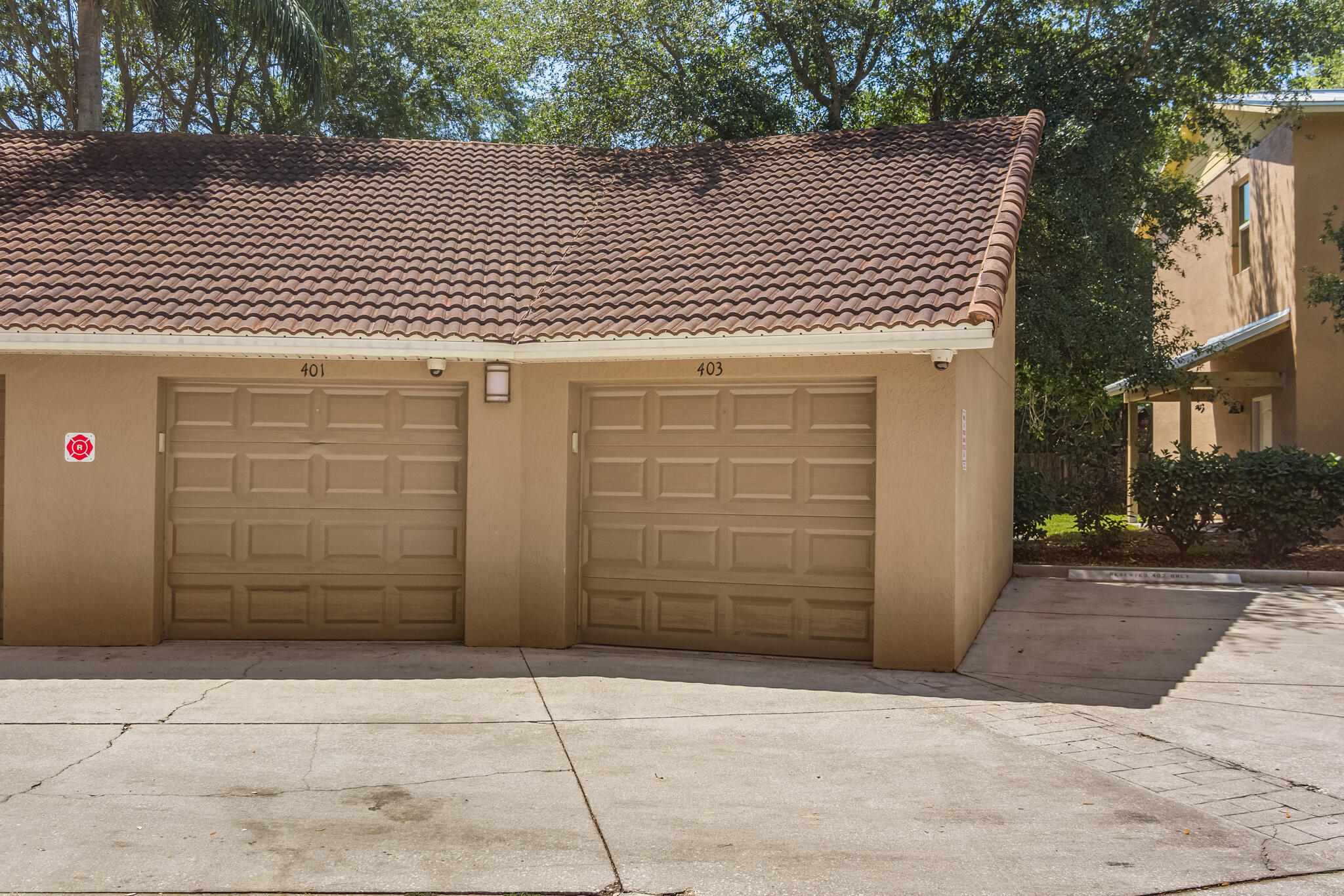 29 Riverside Drive, Unit 403 Cocoa, FL 32922 - Photo 32 of 33 Private Garage