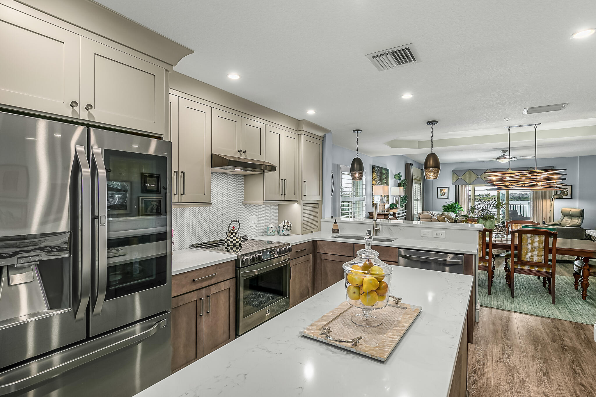 29 Riverside Drive, Unit 403 Cocoa, FL 32922 - Photo 8 of 33 Kitchen 3