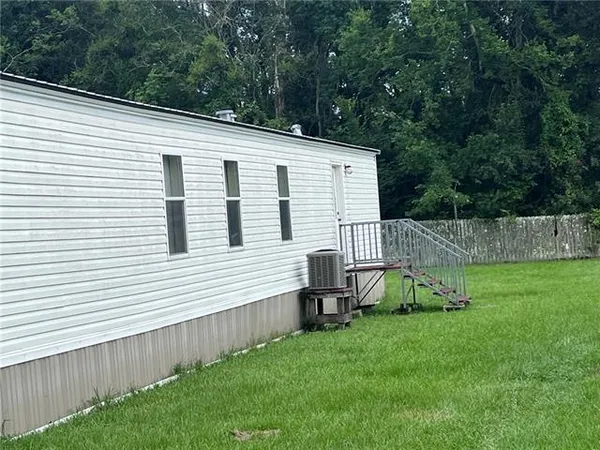 $1,197 | 12375 Landry Street, Unit 20, Gonzales, LA 70737