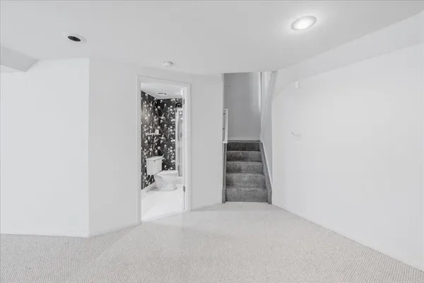 $425,000 | 7513 Hickory Hill Drive, West Bloomfield, MI 48322