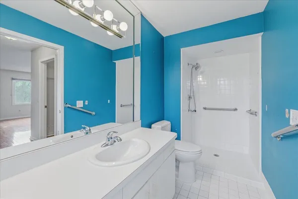 $425,000 | 7513 Hickory Hill Drive, West Bloomfield, MI 48322