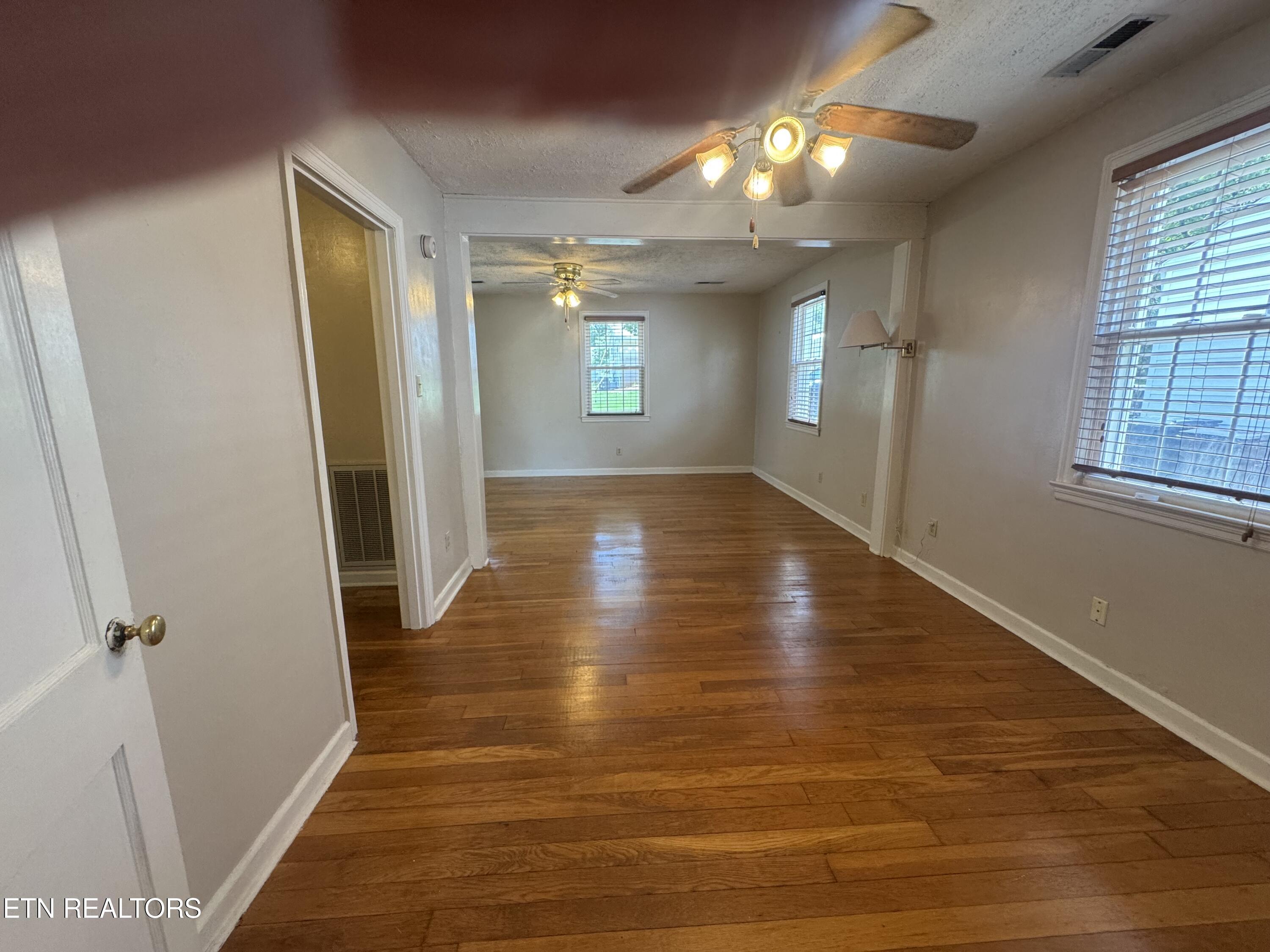 1315 East Red Bud Road Knoxville, TN 37920 - Photo 7 of 32 IMG_6903