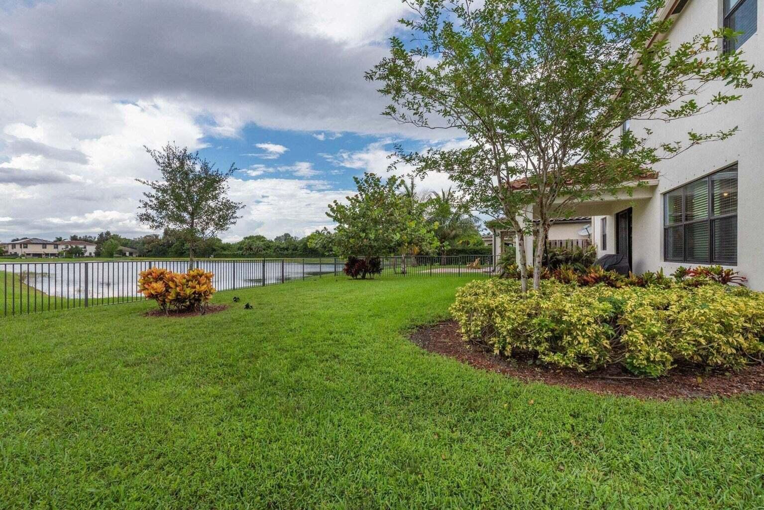 4533 Willow Basin Way Lake Worth, FL 33467 - Photo 19 of 34 19