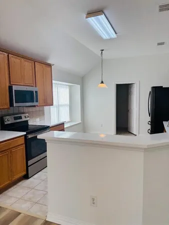 $2,650 | 1205 Oakridge Drive, Euless, TX 76040