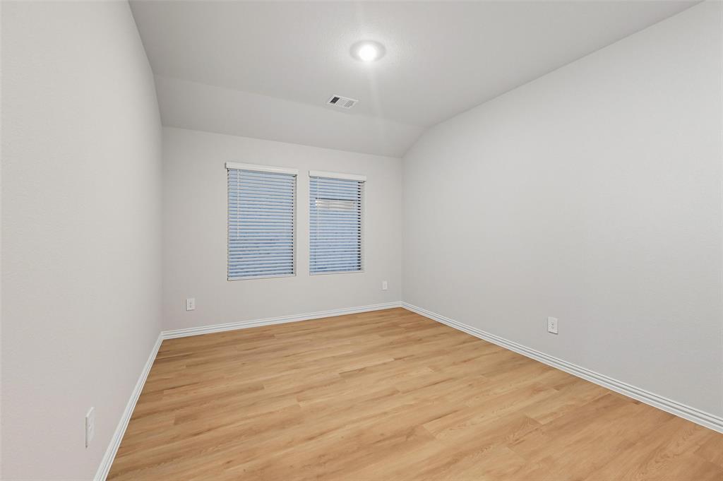 614 River Rdg Drive McKinney, TX 75071 - Photo 6 of 16