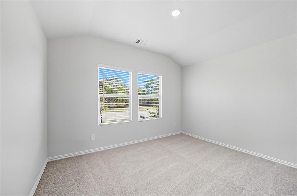 614 River Rdg Drive McKinney, TX 75071 - Photo 8 of 16