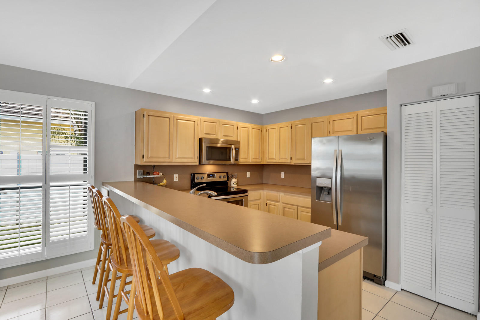 2038 Northwest 8th Street Boca Raton, FL 33431 - Photo 7 of 27 07_Image_7_of_27_mls