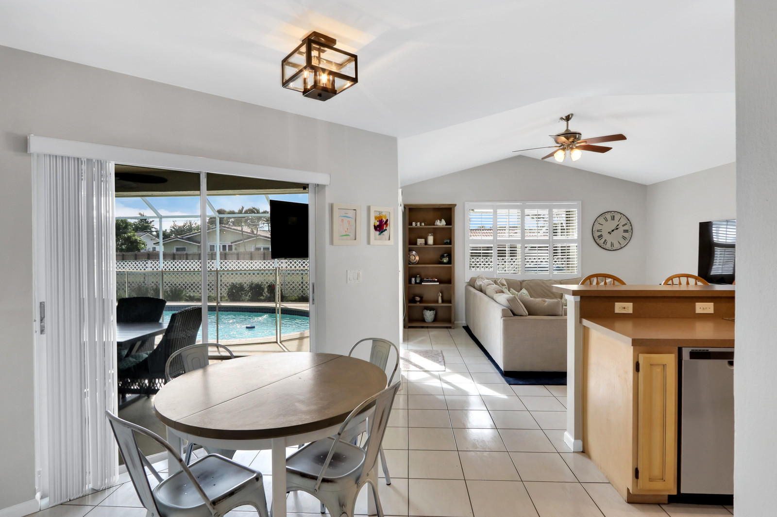 2038 Northwest 8th Street Boca Raton, FL 33431 - Photo 9 of 27 09_Image_9_of_27_mls