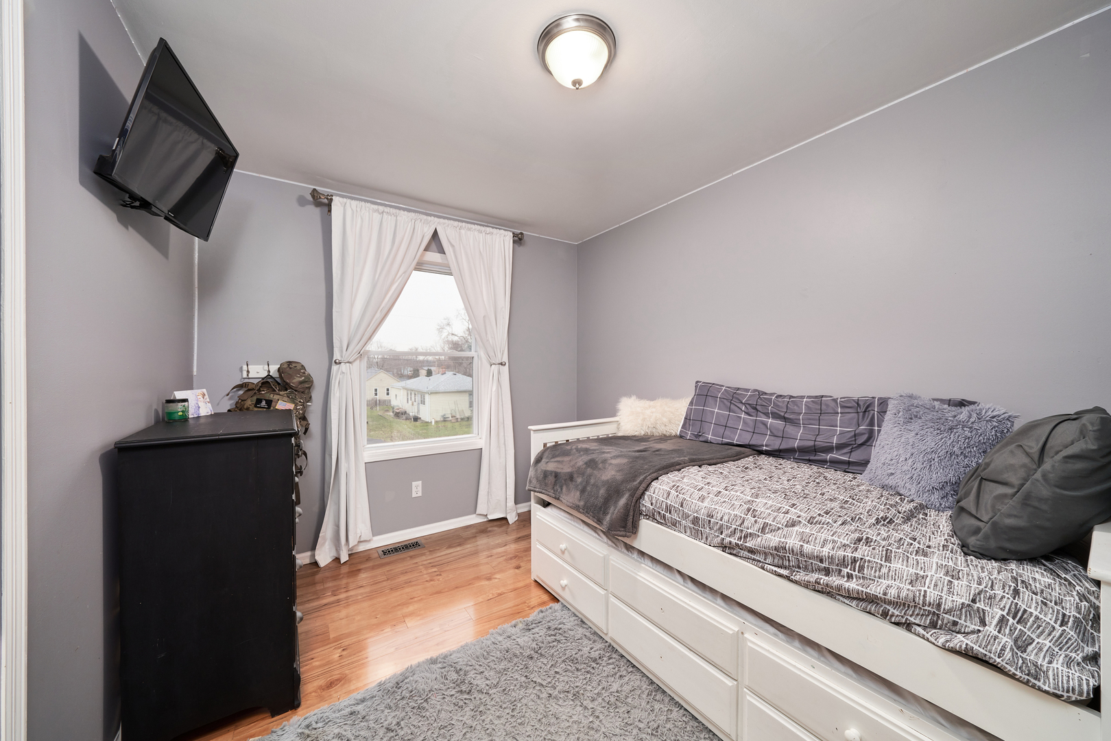 6307 Robert Road Cary, IL 60013 - Photo 13 of 28 Gallery Image 13
