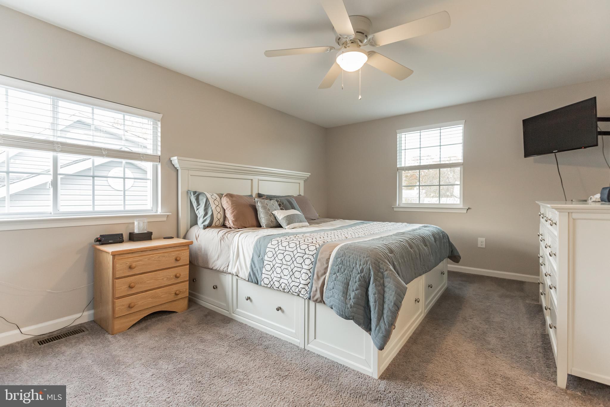 15 Grapevine Road Levittown, PA 19057 - Photo 22 of 30