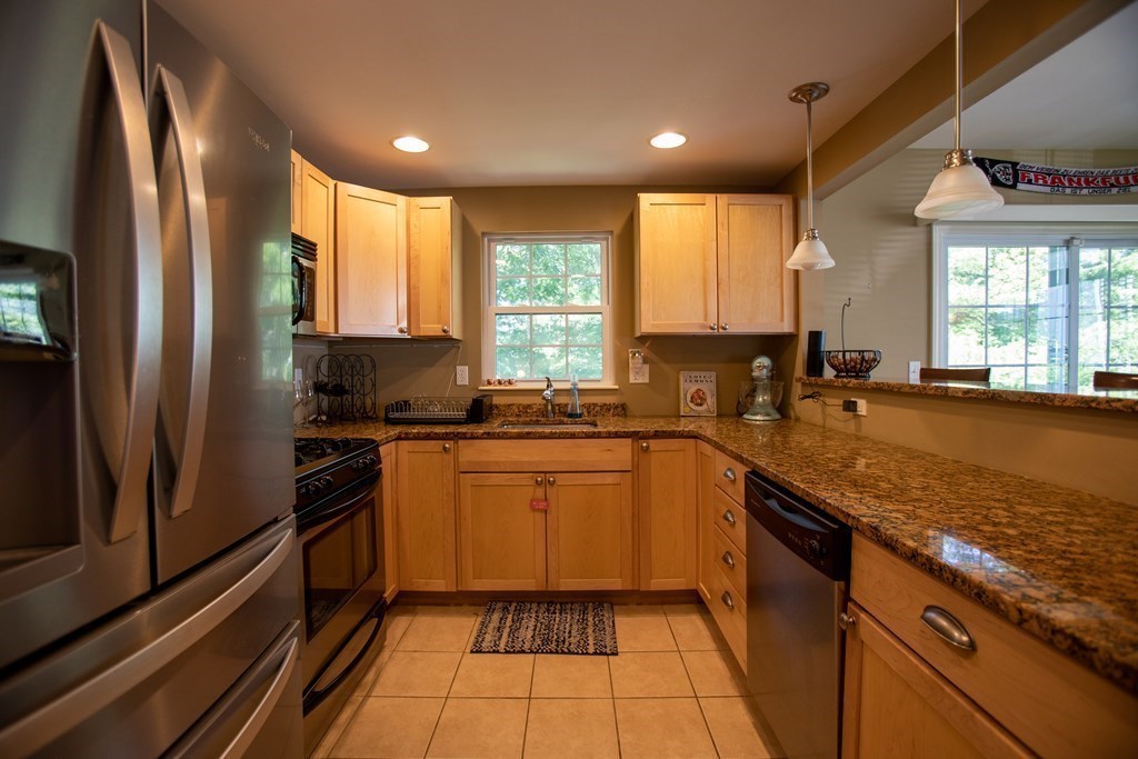 60 Turtle Brook Road, Unit 60 (113) Canton, MA 02021 - Photo 5 of 26 Gallery Image 5