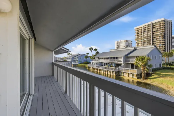 $3,900 | 4949 North Hwy A1A, Unit 213, Fort Pierce, FL 34949