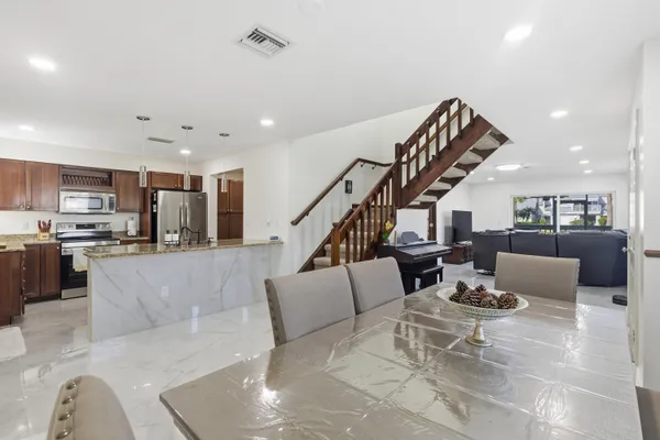 $3,900 | 4949 North Hwy A1A, Unit 213, Fort Pierce, FL 34949