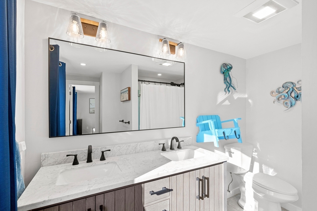 61 Bettys Pond Road Centerville, MA 02632 - Photo 19 of 29 Gallery Image 19