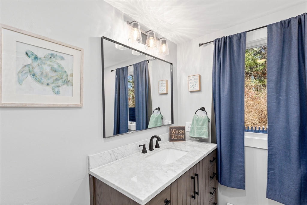61 Bettys Pond Road Centerville, MA 02632 - Photo 21 of 29 Gallery Image 21