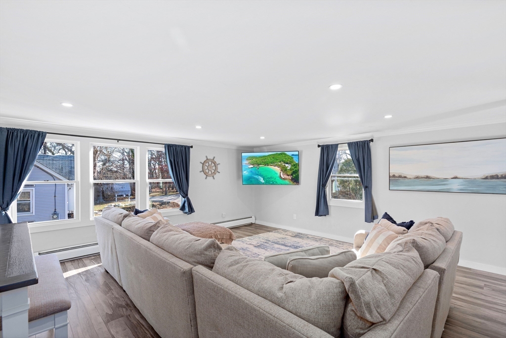 61 Bettys Pond Road Centerville, MA 02632 - Photo 6 of 29 Gallery Image 6