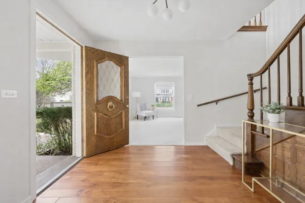 $899,000 | 2629 Illinois Road, Northbrook, IL 60062