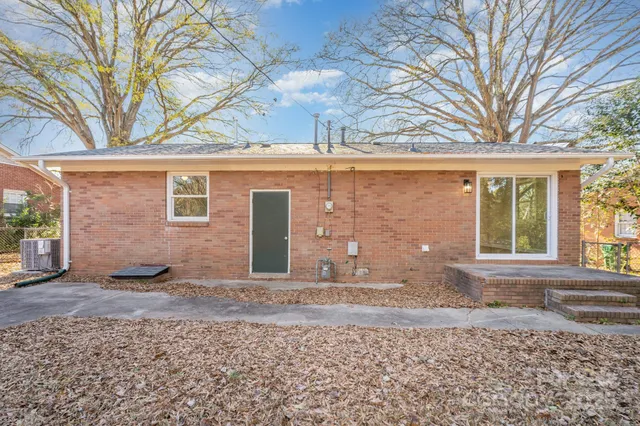 $339,000 | 4209 Donnybrook Place, Charlotte, NC 28205