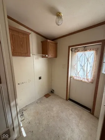 $195,000 | 5745 West County Road 1040 South, Paris Crossing, IN 47270