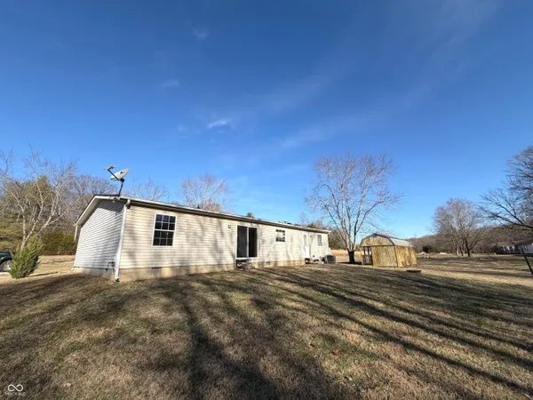 $195,000 | 5745 West County Road 1040 South, Paris Crossing, IN 47270
