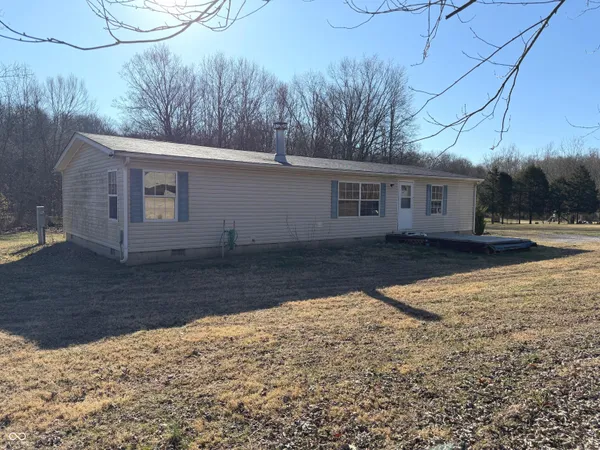 $195,000 | 5745 West County Road 1040 South, Paris Crossing, IN 47270