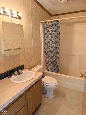 $195,000 | 5745 West County Road 1040 South, Paris Crossing, IN 47270