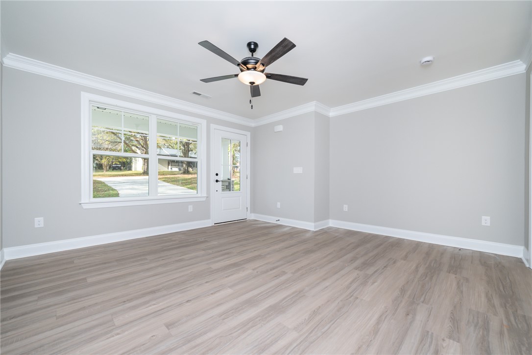 209 Magnolia Terrace Pendleton, SC 29670 - Photo 4 of 32