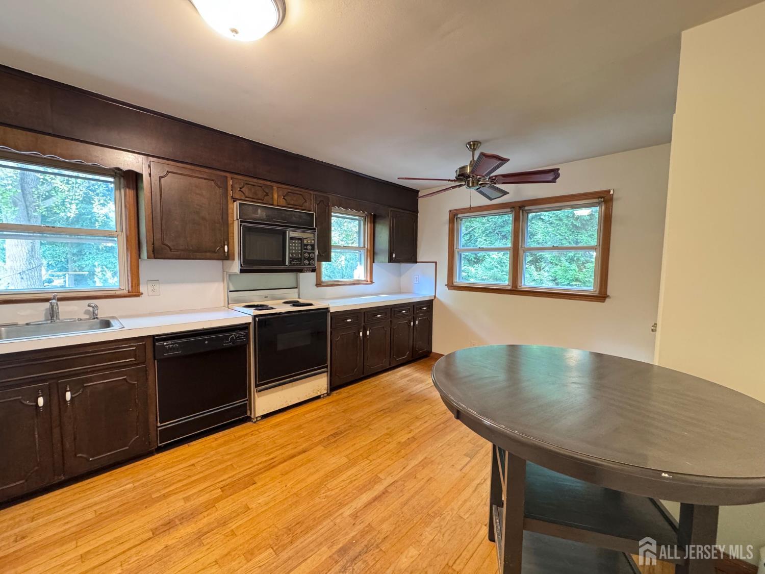 78 Major Road Monmouth Junction, NJ 08852 - Photo 15 of 25 Gallery Image 15