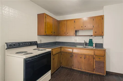 $165,000 | 8603 Corrington Avenue, Kansas City, MO 64138