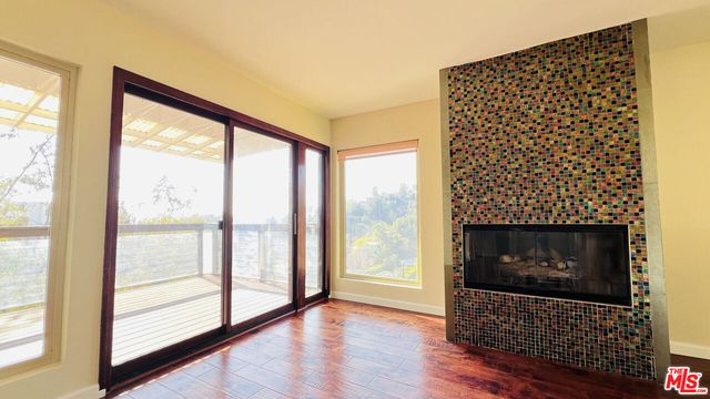 $6,995 | 2435 Cazaux Place, Los Angeles, CA 90068