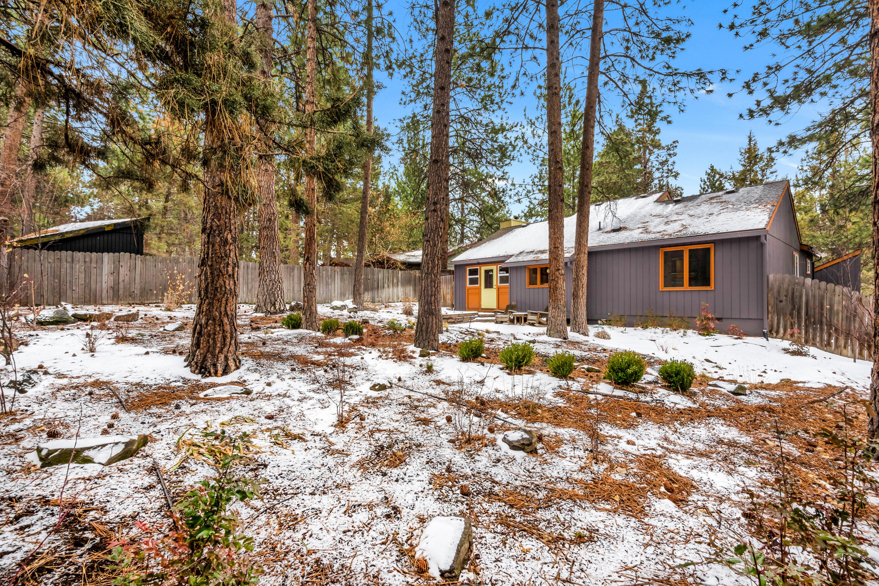 1948 Southwest Forest Ridge Avenue Bend, OR 97702 - Photo 31 of 31 1948 SW Forest Ridge Ave - 31
