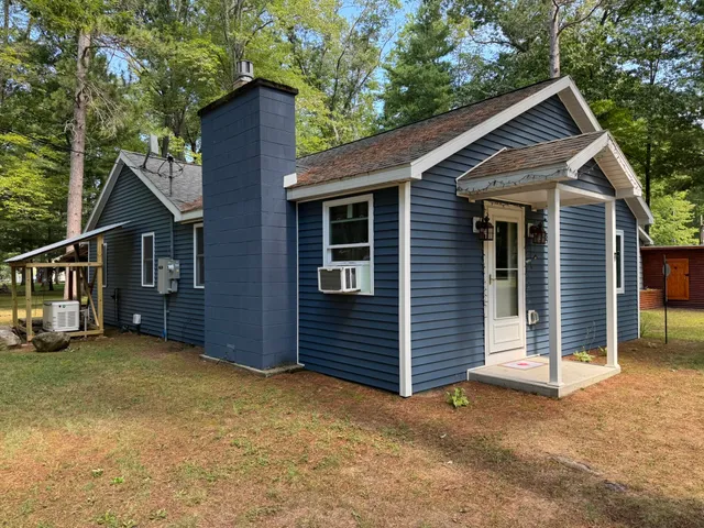 $249,900 | 2762 West Southern Avenue, Baldwin, MI 49304